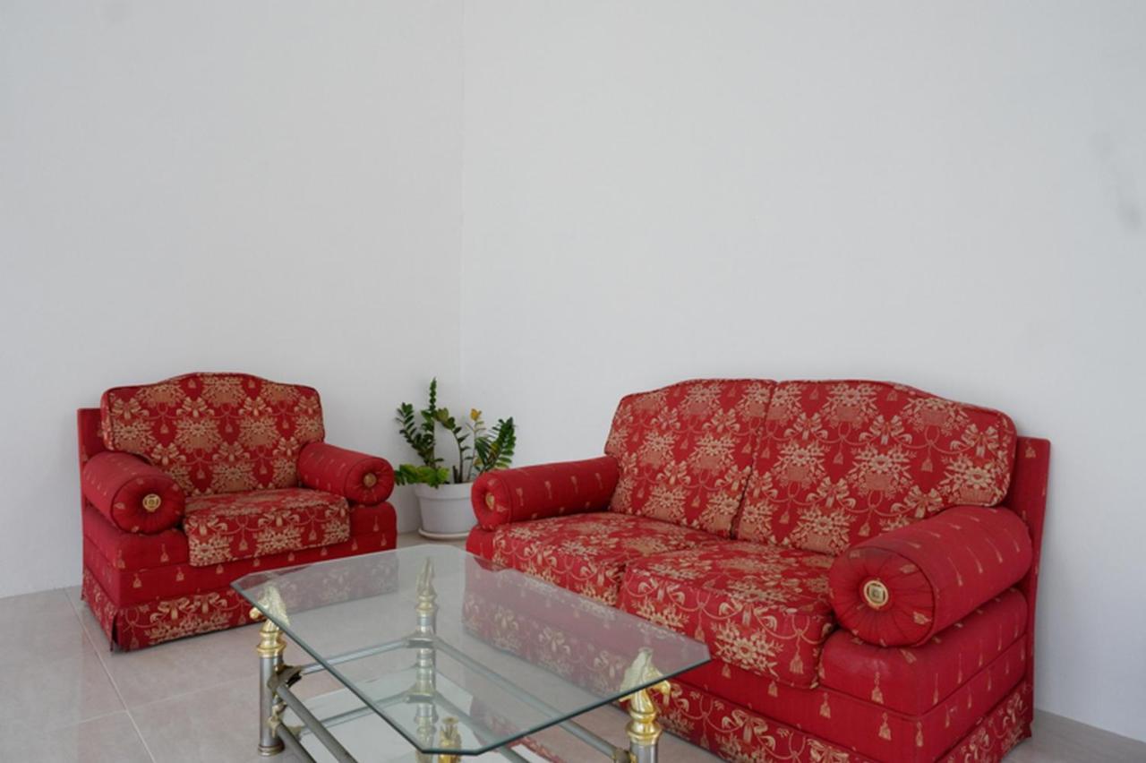 Reddoorz @ Demangan Sari Residence Pakualaman Екстериор снимка